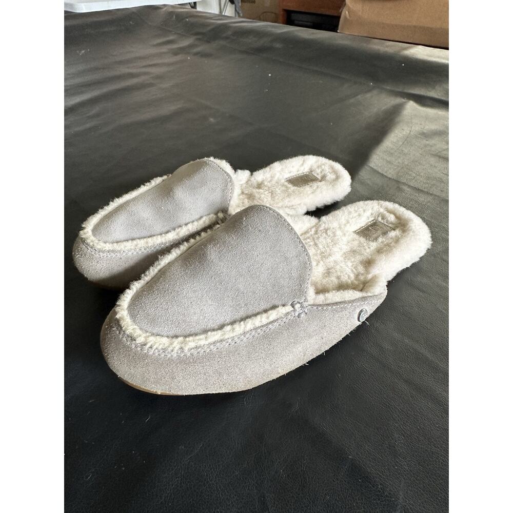 UGG Suede Leather Slippers Lined Shearling Sheepskin Women’s 7.5 - BP